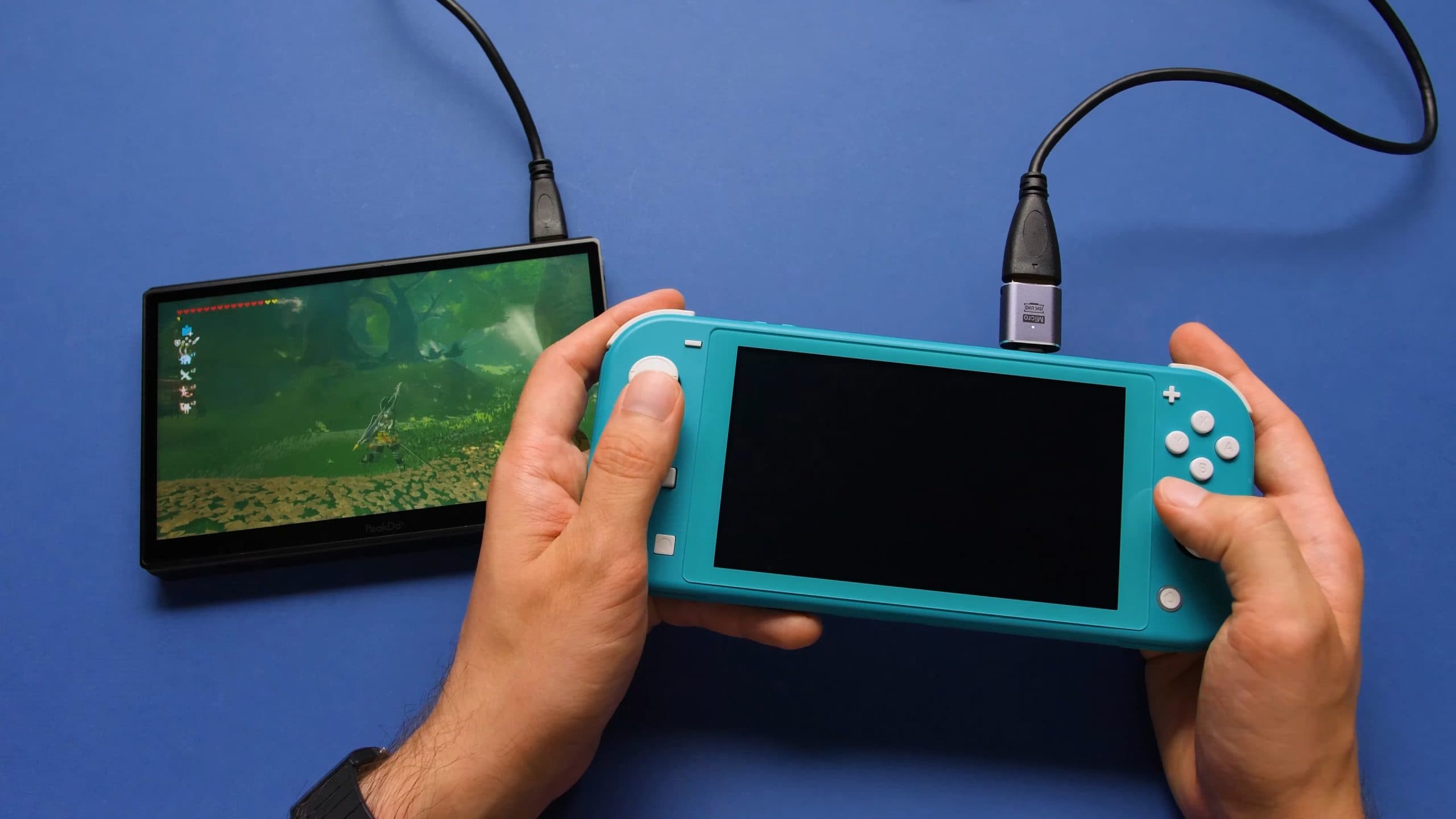 Criador de conteúdo gasta R$ 1 milhão para criar um Switch Lite OLED com saída HDMI